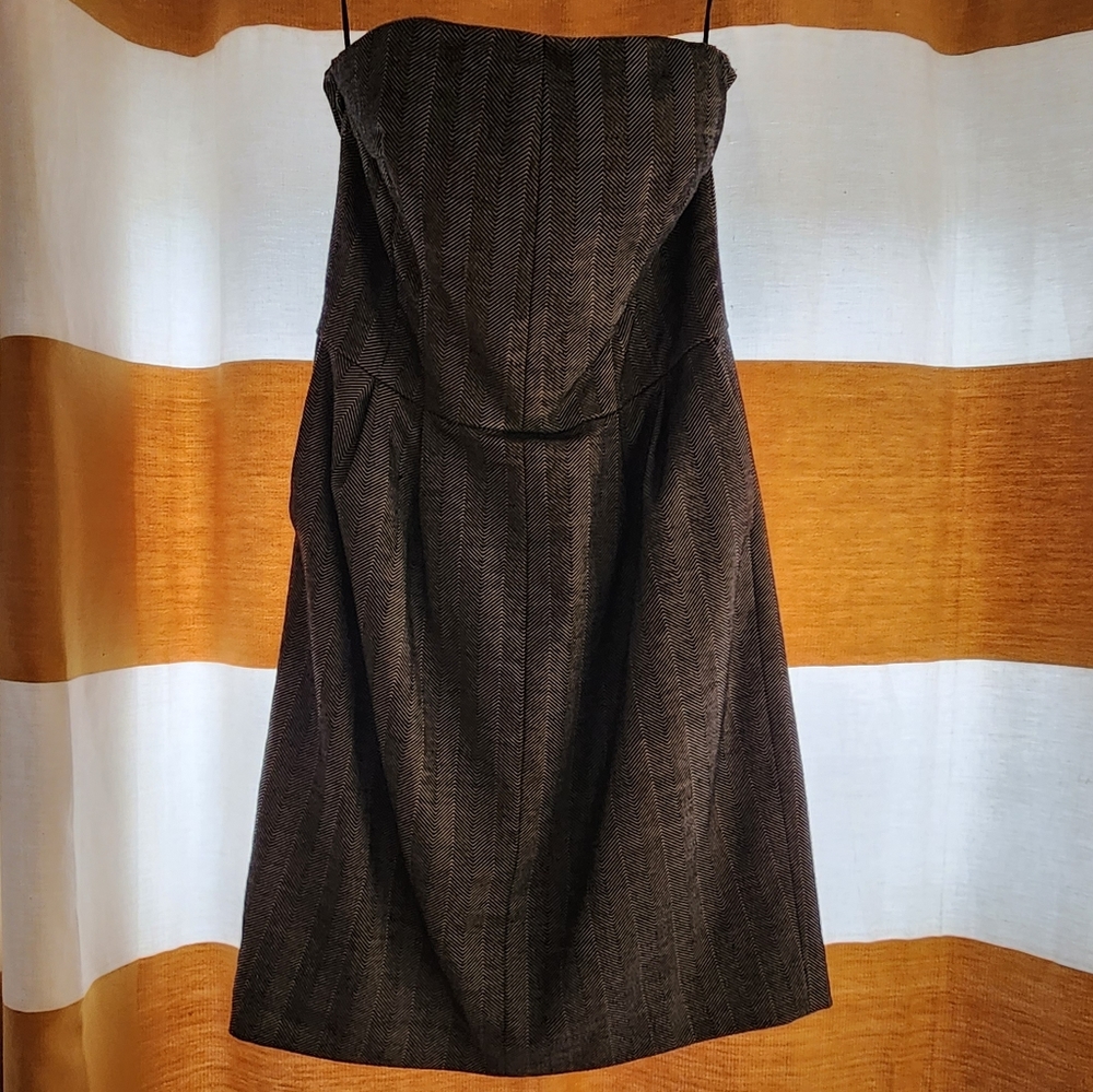 Express Design Studio Size 8 halterdress